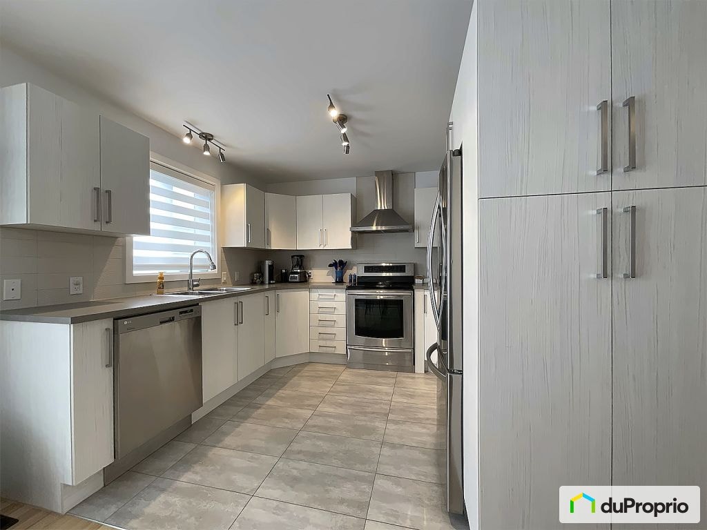 $645,000 - 2 Storey for sale in Pointe-des-Cascades — photo 3