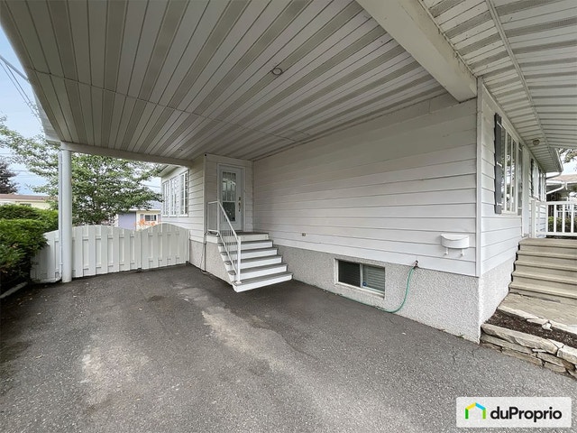 $579,500 - Bungalow for sale in St-Hyacinthe — photo 3