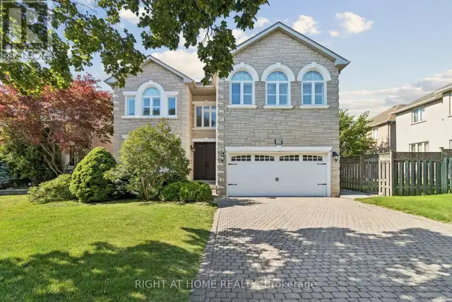 35 PALACE COURT Richmond Hill (Doncrest), Ontario