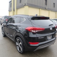 Check out this sleek and reliable 2016 Hyundai Tucson Limited SUV with All-Wheel Drive! With a spaci... (image 9)