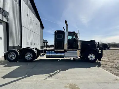 2019 Peterbilt 389 Heavy Spec Tandem NEWAY Fresh Inframe! Comes with 1 year warranty from date of pu...