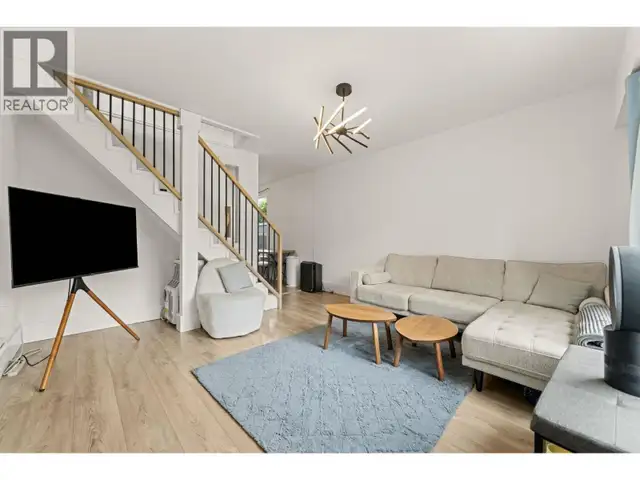 266 E 32ND AVENUE Vancouver, British Columbia in Houses for Sale in Vancouver - Image 16