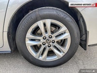 Proximity Sliding Rear Doors,Tires: P235/60R18,Power w/Tilt Down Heated Auto Dimming Side Mirrors w/... (image 8)