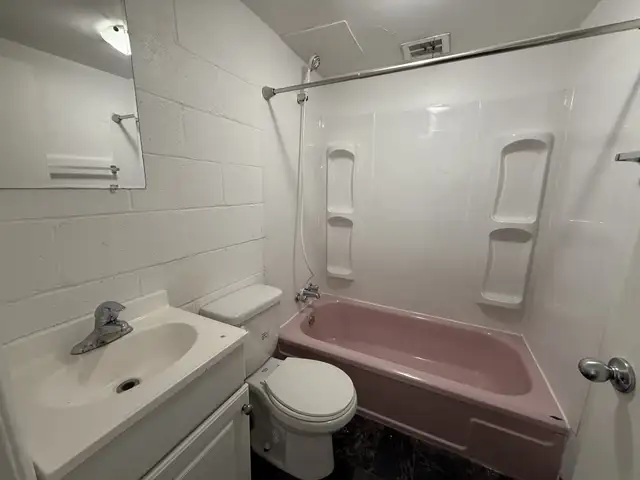 Downtown One Bedroom Apartment for Rent in Long Term Rentals in Saskatoon - Image 5