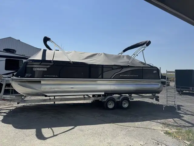 2018 Princecraft QUORUM 25RL in Powerboats & Motorboats in Rimouski / Bas-St-Laurent - Image 9