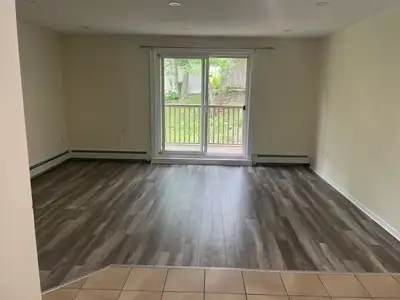 Beautifully Renovated 1-Bed Apartment - Clayton Park