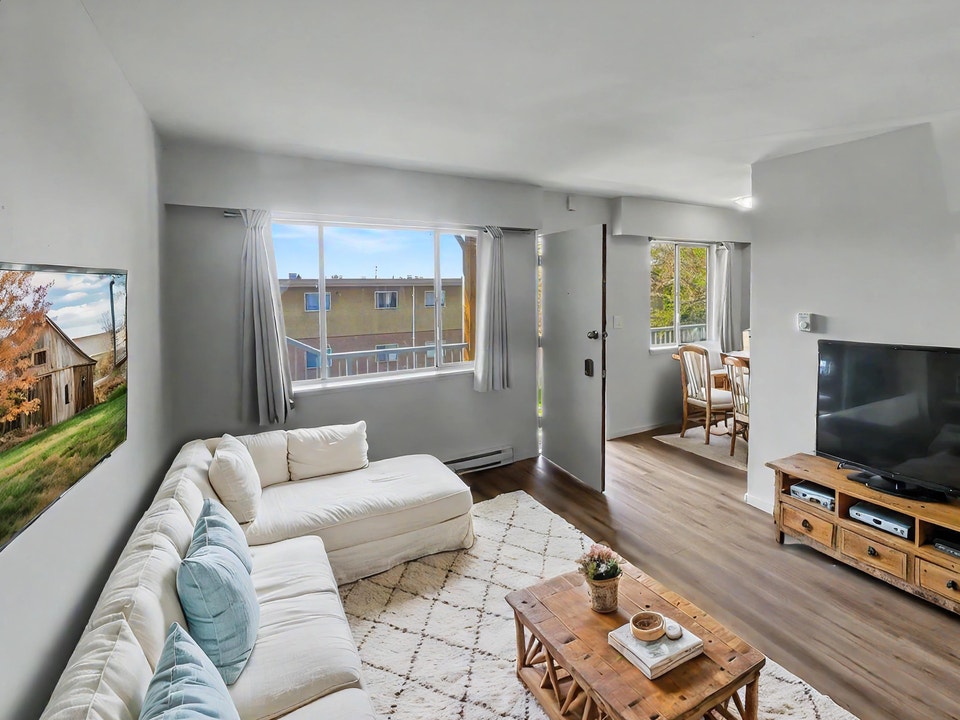 Saanich Core Apartment For Rent 4