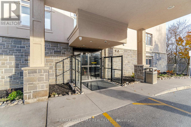 #416 -149 CHURCH ST King, Ontario in Condos for Sale in Barrie - Image 3
