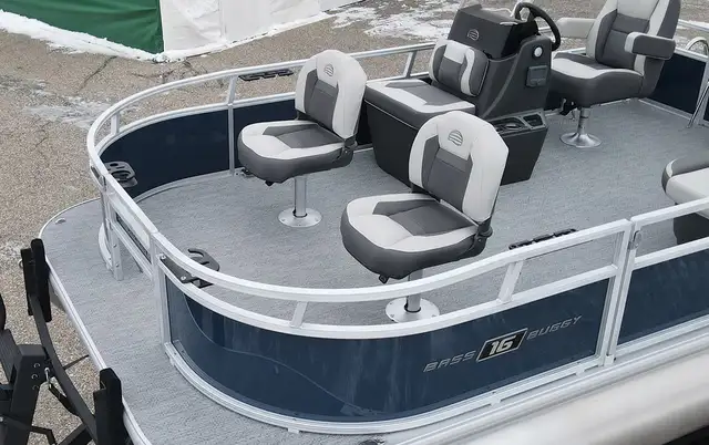 2026 Sun Tracker Bass Buggy 16 XL Select Pontoon boat in Powerboats & Motorboats in Prince Albert - Image 13