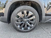 This Volkswagen Taos delivers a Intercooled Turbo Regular Unleaded I-4 1.5 L/91 engine powering this... (image 9)