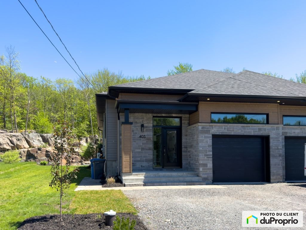 $635,000 - Semi-detached for sale in St-Alphonse-de-Granby — photo 1