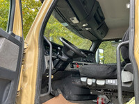 2019 FREIGHTLINER T11664ST;Heavy Duty Trucks - CONVENTIONAL W/O SLEEPER MANAGERS SPECIAL Penske Loca... (image 8)