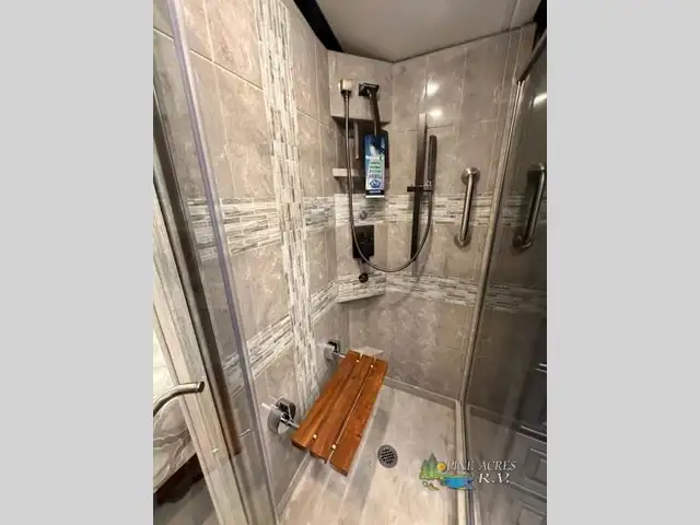 2025 Newmar Dutch Star 4325 Diesel Pusher in RVs & Motorhomes in Moncton - Image 58