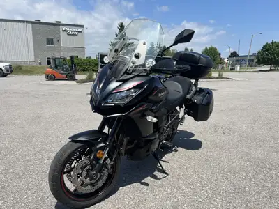 This Versys 1000 blends sportbike performance with long-distance comfort. Whether you're carving cor...