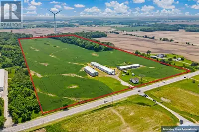 An exceptional agricultural opportunity with over 50 acres in West Lincoln! This property offers 35...