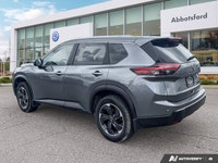Panoramic views and all-weather capability define this exceptional 2024 Nissan Rogue SV Moonroof. Th... (image 2)