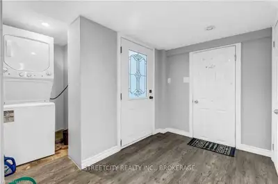 1 bedroom available