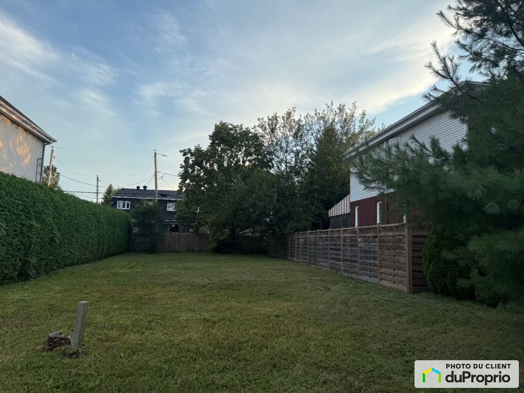 $600,000 - Residential Lot for sale in Brossard — photo 2
