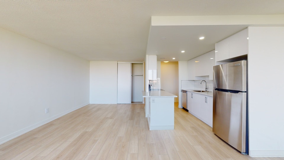 Apartment for Rent at Brock & John, Merrickville Hamilton 5