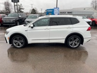 Sunroof, Leather Seats, Navigation, Premium Audio, Power Liftgate! The ride quality and suspension o... (image 7)