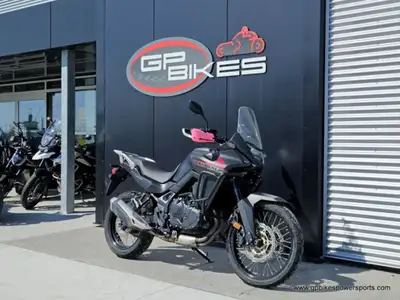 No money down.Credit approved in minutes* OACJust...CLICK HERE 2024 Honda Transalp Features may incl...