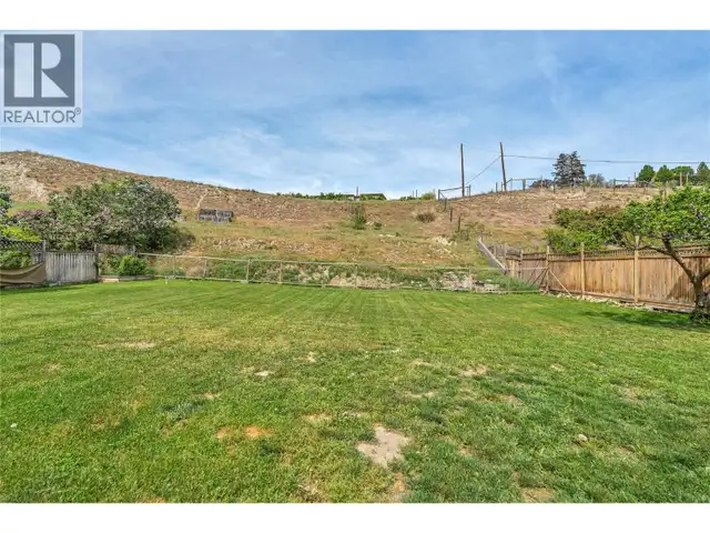 755 Wiseman Place Naramata, British Columbia in Houses for Sale in Penticton - Image 32