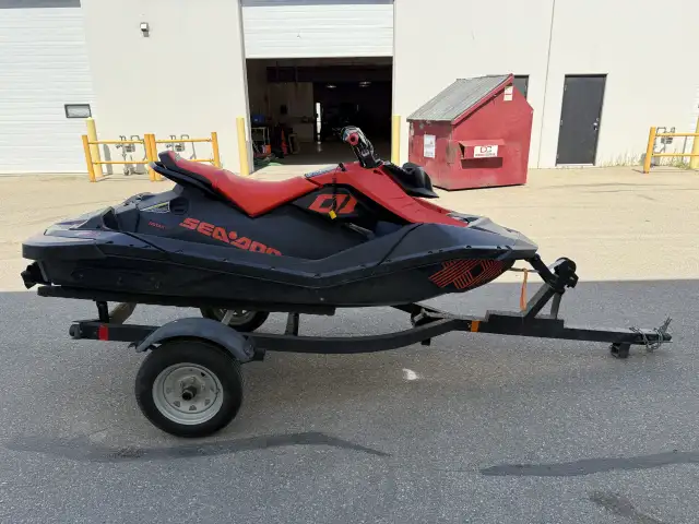 2021 SEADOO SPARK TRIXX (FINANCING AVAILABLE) in Personal Watercraft in Strathcona County - Image 9