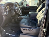 Rare Dually 3500HD Diesel, Denali Ultimate Pkg, Heads Up Display, Moonroof, Aftermarket Ground Clear... (image 9)