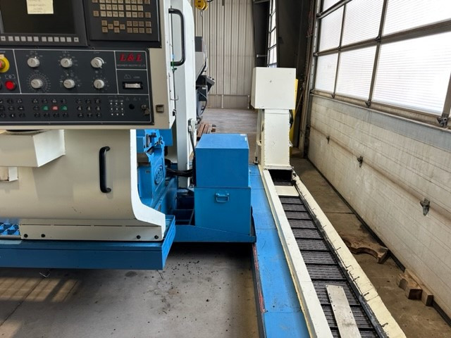 L&L LC-34-12x120 Flatbed CNC Hollow Spindle Lathe (2008) in Other Business & Industrial in Edmonton - Image 4