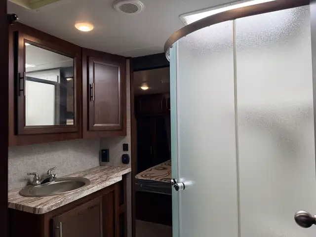 2019 Forest River VENGEANCE 377 V in Travel Trailers & Campers in St. Albert - Image 36