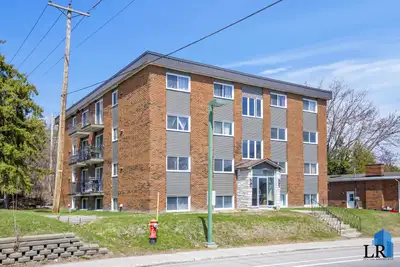 LOGEMENT TOUT INCLUS! - ALL INCLUDED UNIT Logement 4 ½ à louer – 2 chambres | 96-8 boul. du Mont-Ble...