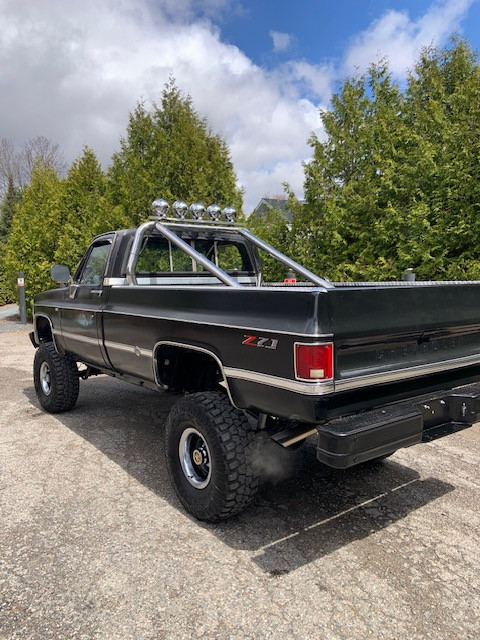 Excellent condition everything is new on it Square body in Classic Cars in Sudbury - Image 4