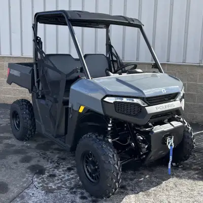 Engine Type: Single-Cylinder Displacement: 34.6 cu. in. (567 cc) Bore and Stroke: Bore: 3.9 in. (99...