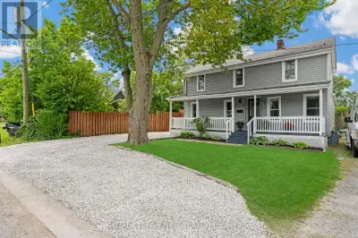 Looking for a relaxing getaway retreat? Don't want to fight highway traffic but long for the serenit...