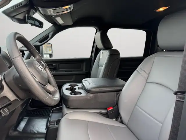 2026 Ram 3500 Tradesman | Apple CarPlay | Back Up Camera in Cars & Trucks in Edmonton - Image 12