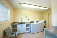 SPACIOUS 3 BEDROOM APARTMENT FOR RENT IN WHITBY! SELECT APARTMENTS FULLY RENOVATED WITH PREMIUM UPGR... (image 8)