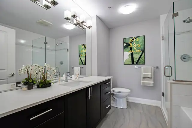 Junior 2 Bedroom Apartment for Rent - 15 Maple Avenue in Long Term Rentals in Barrie - Image 7