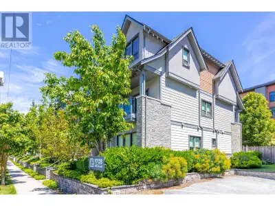 Elevate Your Lifestyle with This Premier Townhome Opportunity! Discover unparalleled value at City H...