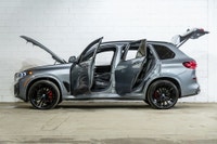 *English below* *Français:* Ce BMW X5 xDrive40i 2024 affichant 25 121 km, provenant d'un seul propri... (image 4)
