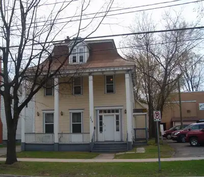 Location: 224 Brunswick Street (3-minute walk to Kings Place) Available: September 1st Rent: $1450 p...