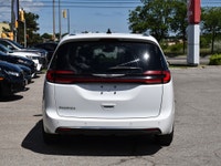 NO HIDDEN FEES, BALANCE OF WARRANTY, CLEAN CARFAX, APPLE CAR PLAY, ANDROID AUTO, **ALL CREDITS WELCO... (image 4)