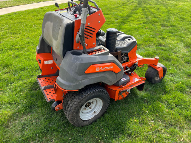 2018 Husqvarna Zero Turn V548 Stand on Commercial Lawnmower in Lawnmowers & Leaf Blowers in Kitchener / Waterloo - Image 2