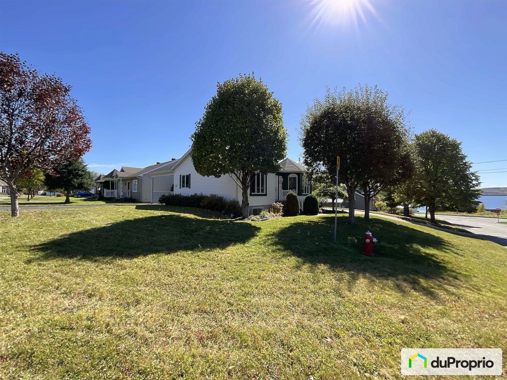 $350,000 - Bungalow for sale in Lac-Megantic — photo 2