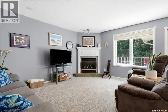28 Rosedale AVENUE Katepwa Beach, Saskatchewan in Houses for Sale in Regina - Image 10