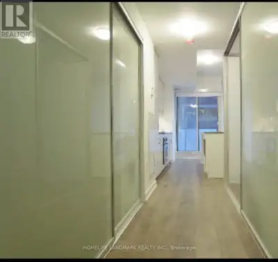 907 - 426 UNIVERSITY AVENUE Toronto (Kensington-Chinatown), Onta