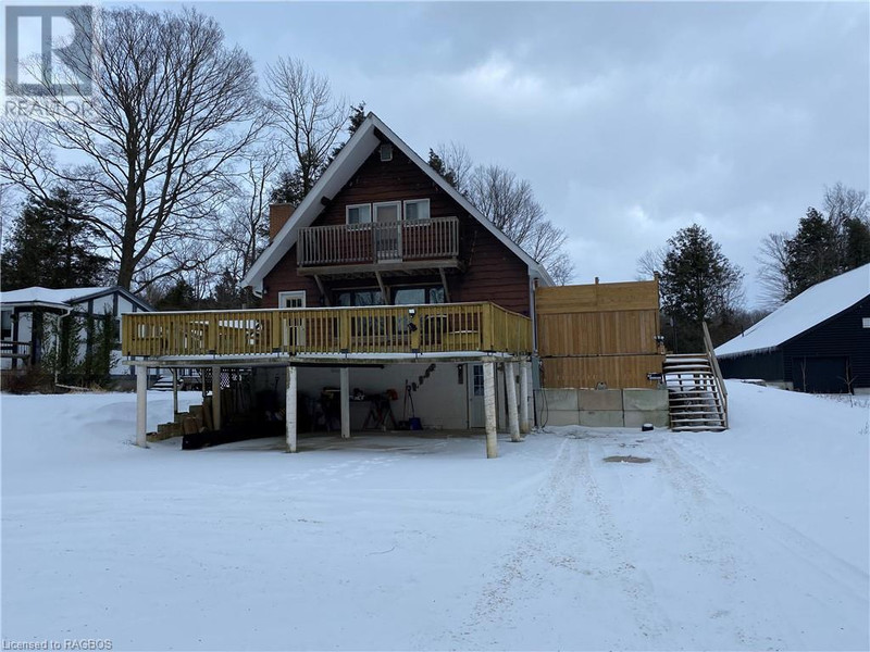 114 MENOMINI Road Point Clark, Ontario Houses for Sale Owen Sound