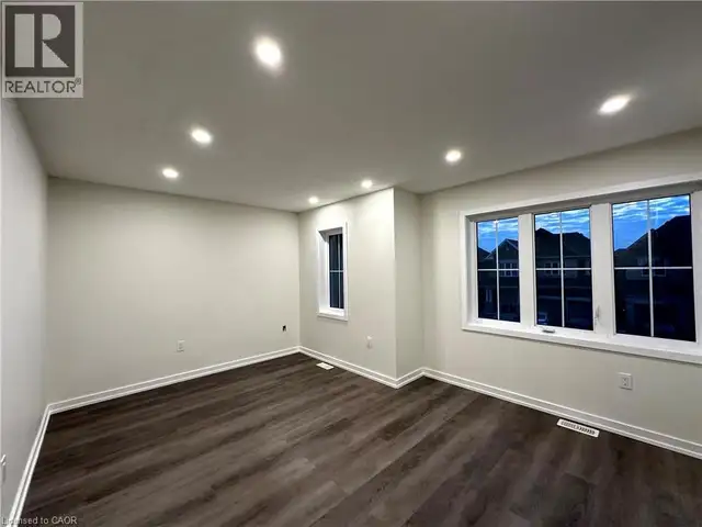 7 ABERCROMBIE Crescent Brampton, Ontario in Long Term Rentals in Mississauga / Peel Region - Image 17