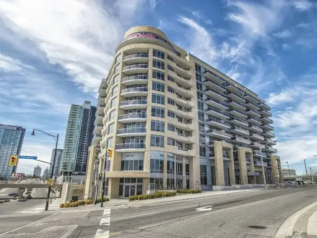 Large 1 Bedroom Condo For Rent w/PRKG in North York Toronto