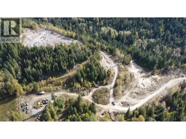 00 Oxbow Frontage Road Malakwa, British Columbia in Land for Sale in Kamloops - Image 7