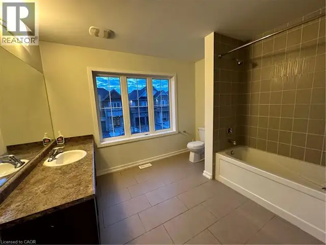 7 ABERCROMBIE Crescent Brampton, Ontario in Long Term Rentals in Mississauga / Peel Region - Image 21